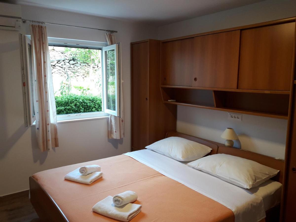 Apartments Gracia & Toni Трогір Екстер'єр фото