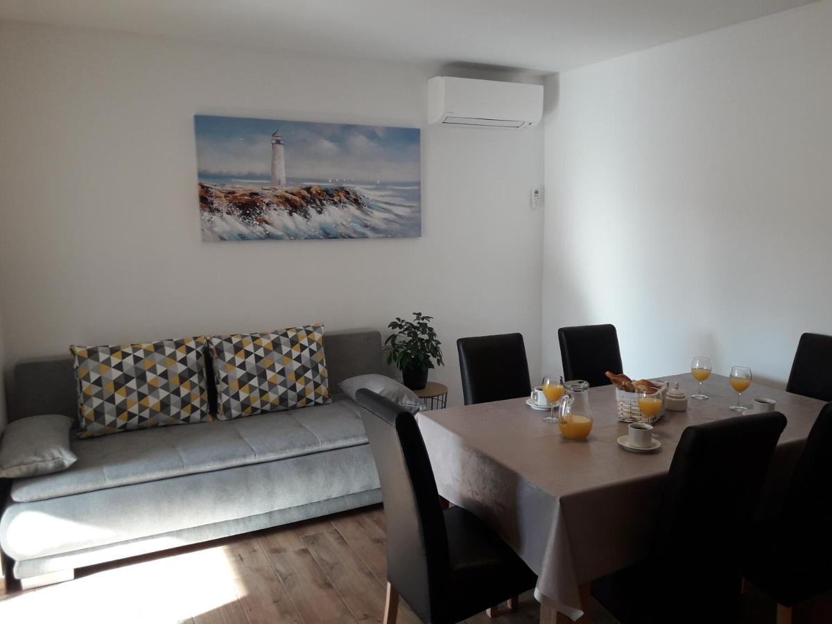 Apartments Gracia & Toni Трогір Екстер'єр фото