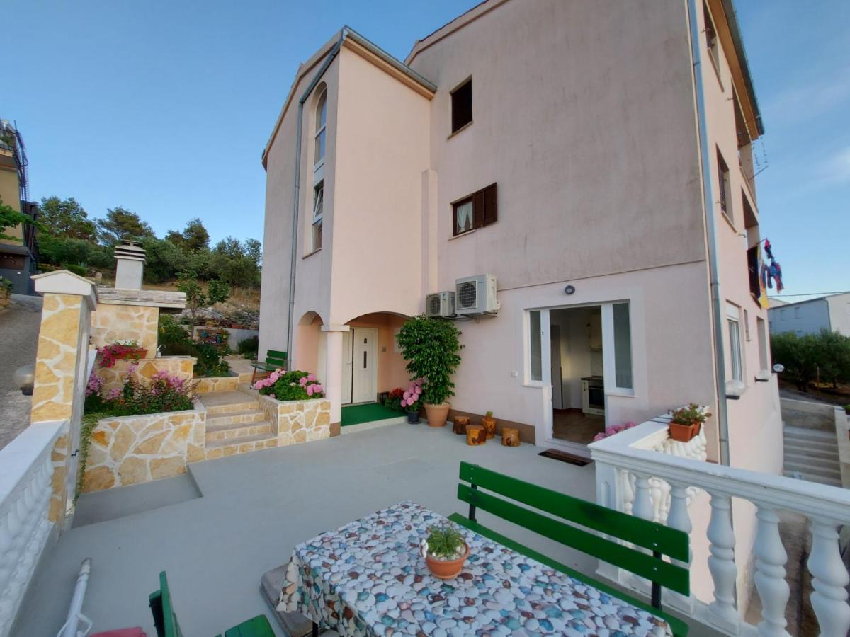 Apartments Gracia & Toni Трогір Екстер'єр фото
